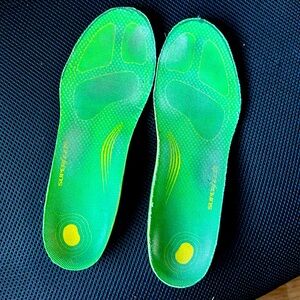Superfeet size d cut to size 9 women’s running shoe